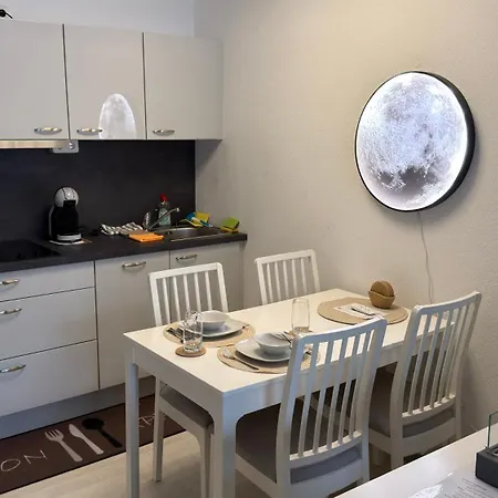 Luna & Stella Apartments, Апартаменты