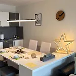 شقة Luna & Stella Apartments, *