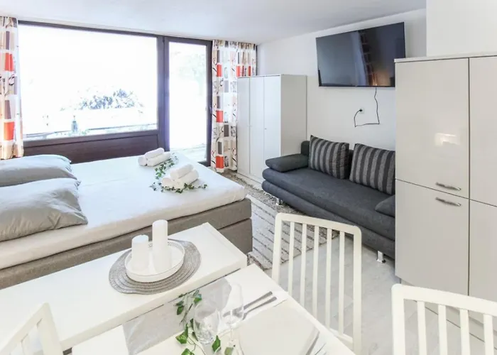 Luna & Stella Apartments,